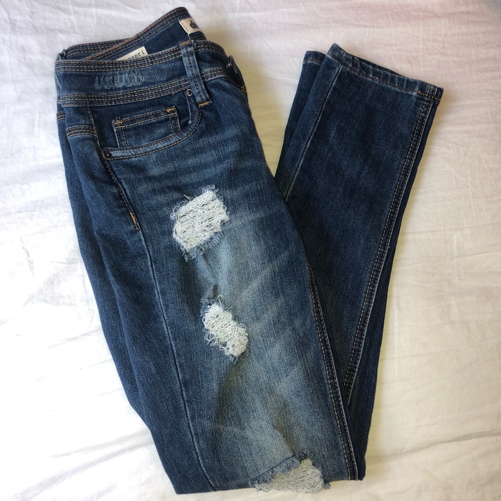 Ripped Skinny Jeans